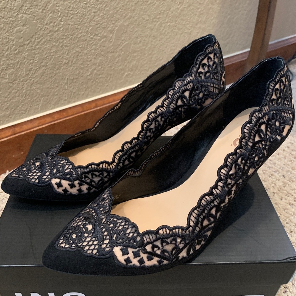Womens black heels